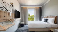 Moxy Simmern Hotels in Hollnich
