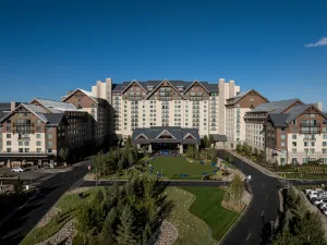 Gaylord Rockies Resort & Convention Center