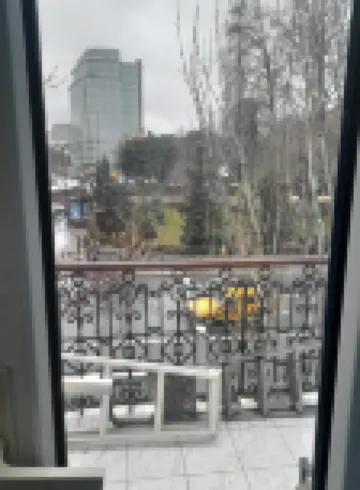 ホワイト シティ ホステル