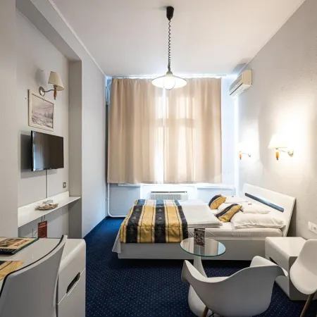 Hotel Romantik Eger