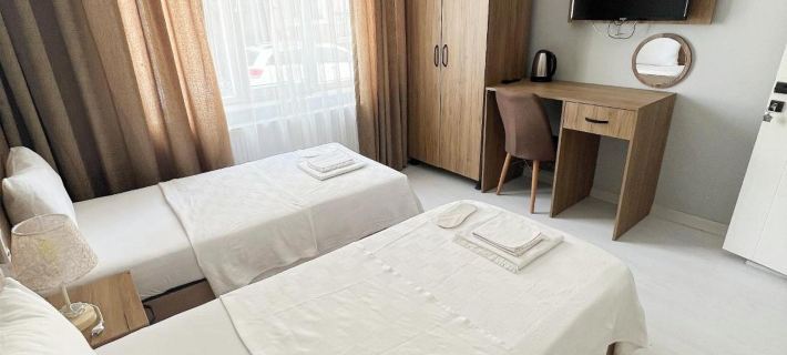 โรงแรม คาร์ฮาล โรงแรมในเอเดอเน