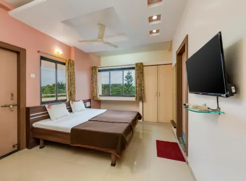 Hotel Sai Prarthana
