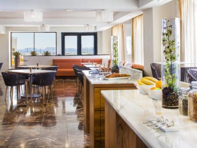 レストラン ハイアット リージェンシー グランド サイプレス リゾートの写真