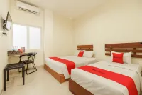 RedDoorz Near Jembatan Siti Nurbaya Padang - Pensions