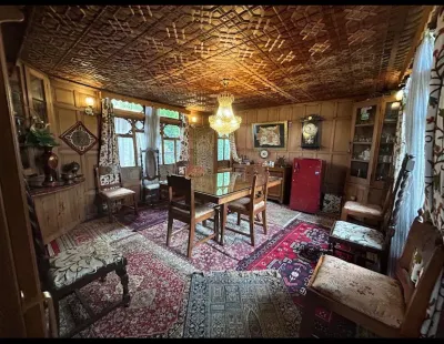 Akbar Group of Heritage Houseboats Hotels in Nigeen Lake