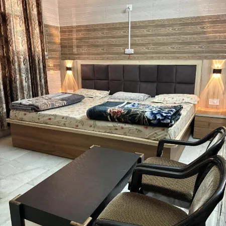 Dream Land Hotel