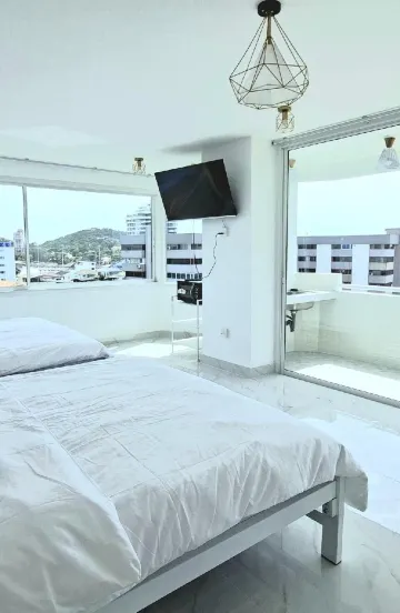 ห้องวิวทะเลพาโนรามาพร้อมระเบียง