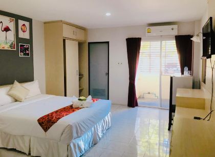 แกรนด์ อิสซี่ เซอร์วิส อพาร์ทเมนท์