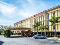 Comfort Inn & Suites St Pete - Clearwater International Airport Hotels in Pinellas County