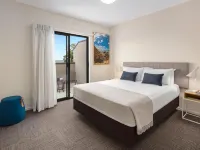 Quest Geelong Hotels near The Carousel