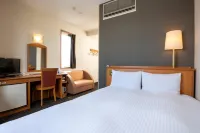 Moriyama Art Hotel - Bãi đậu xe