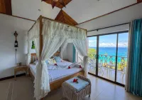 Patatran Village Hotel - balcony