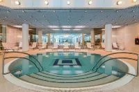 Hotel Aro Palace - Pools