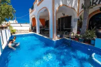 Tritonas Rooms - Inns