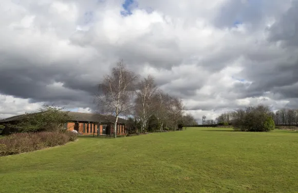 洲際酒店集團旗下的曼斯菲爾德假日酒店 - 阿爾弗雷頓