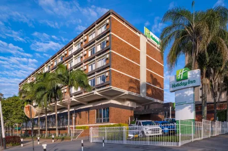 Holiday Inn Mutare Отели в г. Мутаре