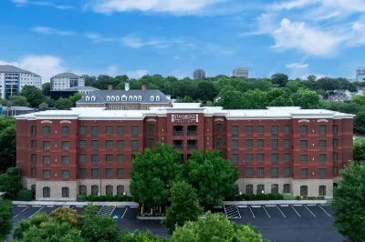 Staybridge Suites Columbia Hotel di West Columbia