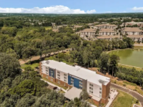 SpringHill Suites Charlotte Huntersville 亨特斯維爾酒店