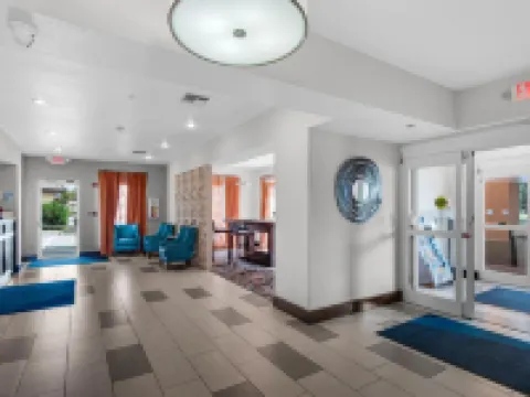 Holiday Inn Express & Suites DESTIN E - COMMONS MALL AREA by IHG Hotels in Destin