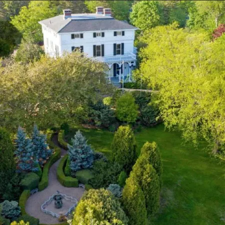 The Hamilton Hoppin House