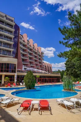 Apollo Spa Resort - All-Inclusive , Indoor & Outdoor Pools & Individual AC in Every Room - Aamiainen