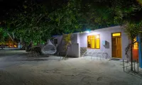 Jail Break Surf Inn Hotel in zona Lankanfushi