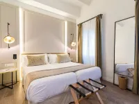 Icon Rosetó Hotels near Old Town