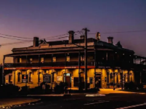Oriental Hotel Hotels in Tumut