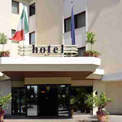 Hotel Bassetto Hotel Exterior