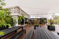Inala Hotel Các khách sạn ở Springfield Central