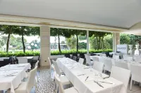Hotel Club Astor - Airport Shuttle