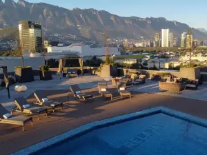 คามิโนเรียลแฟชั่นไดรฟ์มอนเตอร์เรย์