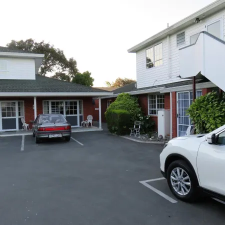 Admirals Motor Lodge
