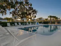 Spark by Hilton Savannah Midtown Hotels near Hunter Golf Course