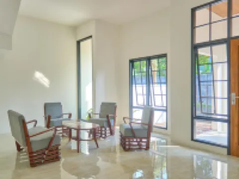 ซาคานติ อินน์ โวนอโซโบ โรงแรมในโวโนโซโบ