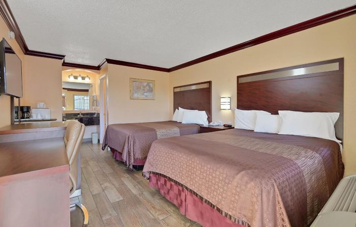 Americas Deluxe Inn- Marysville