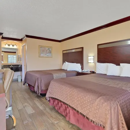 Americas Deluxe Inn- Marysville