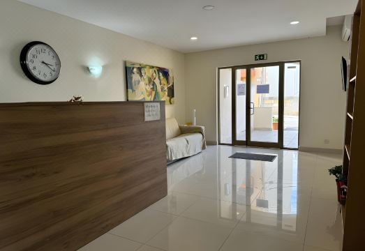 더 트리톤 아파트 내부 주방 시설