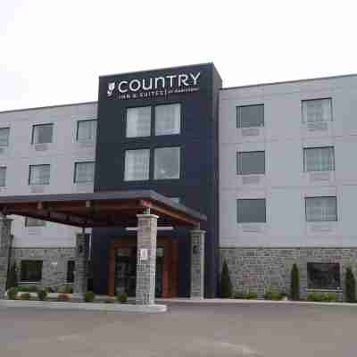 Country Inn & Suites by Radisson, Belleville, on Hotel Exterior