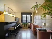 Chingishan Hotel - bar