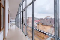 Hotel Zolotaya Imperiya - parking