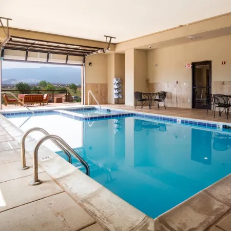 Red Sands Hotel