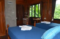 Maewin Terrace Hotels in Mae Wang