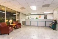 Super 8 by Wyndham Ocala I-75 - 2-Star