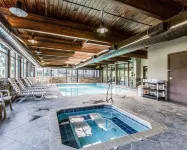 Comfort Inn & Suites Near Lake Guntersville Hotels in Scottsboro