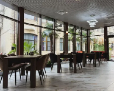 Senator Hotel