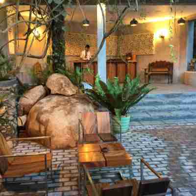 Thambapanni Retreat Hotel Exterior