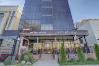 Hotel Lulu Hotels in 