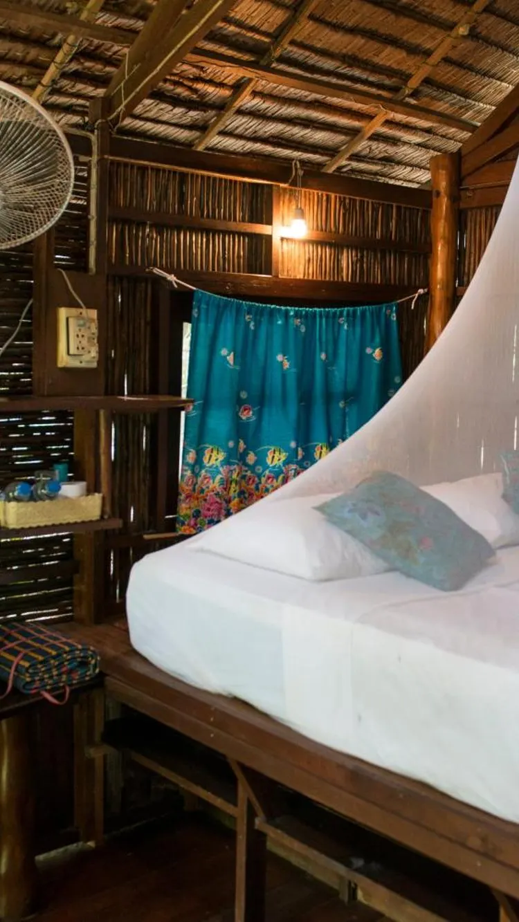 Bungalow With Garden View-Fan Room