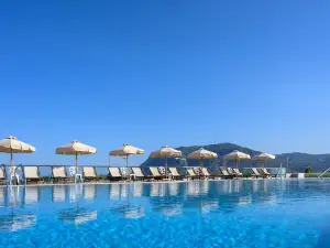 Royal Bay